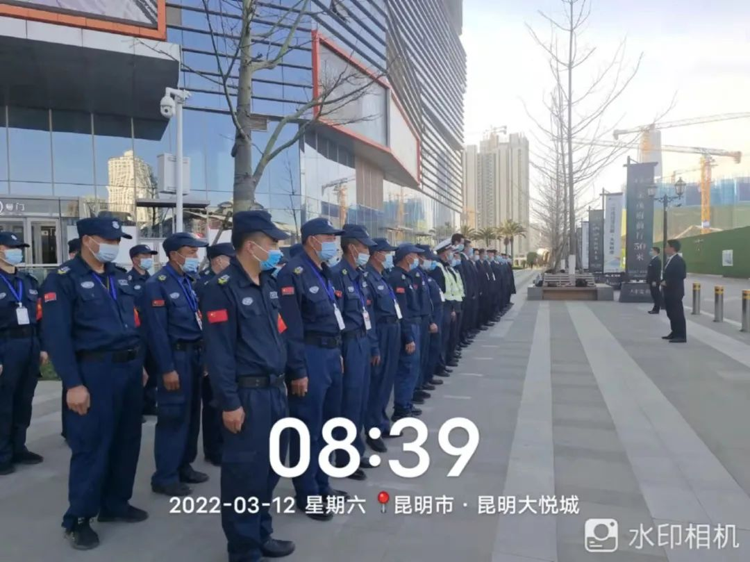 筑牢防控防線，遏制疫情發展